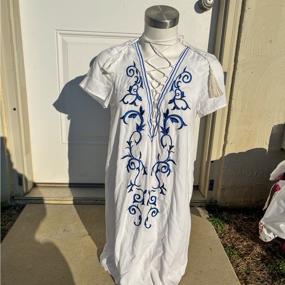 Lulu’s Dress - Picture 1 of 2